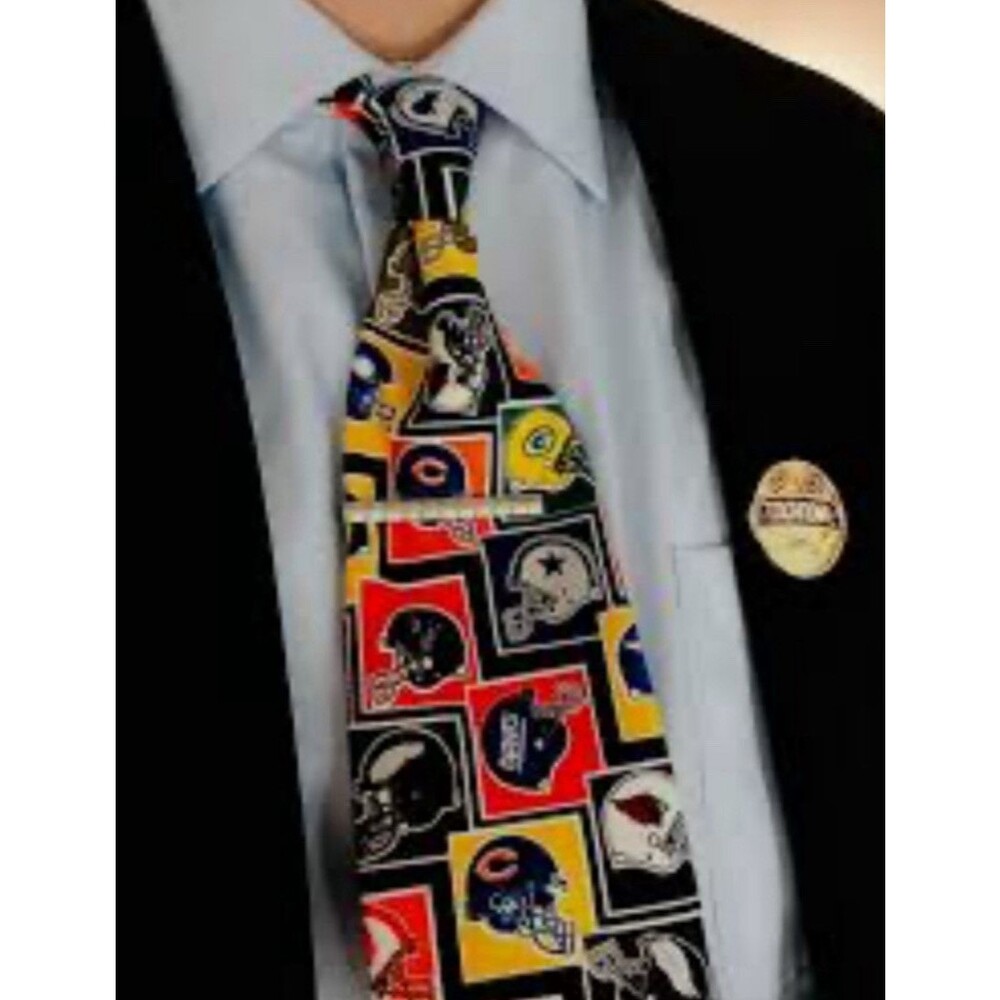 VTG NFL Football Team Logos Teams Surrey Mens Neck Tie 1994 Wallywear EUC